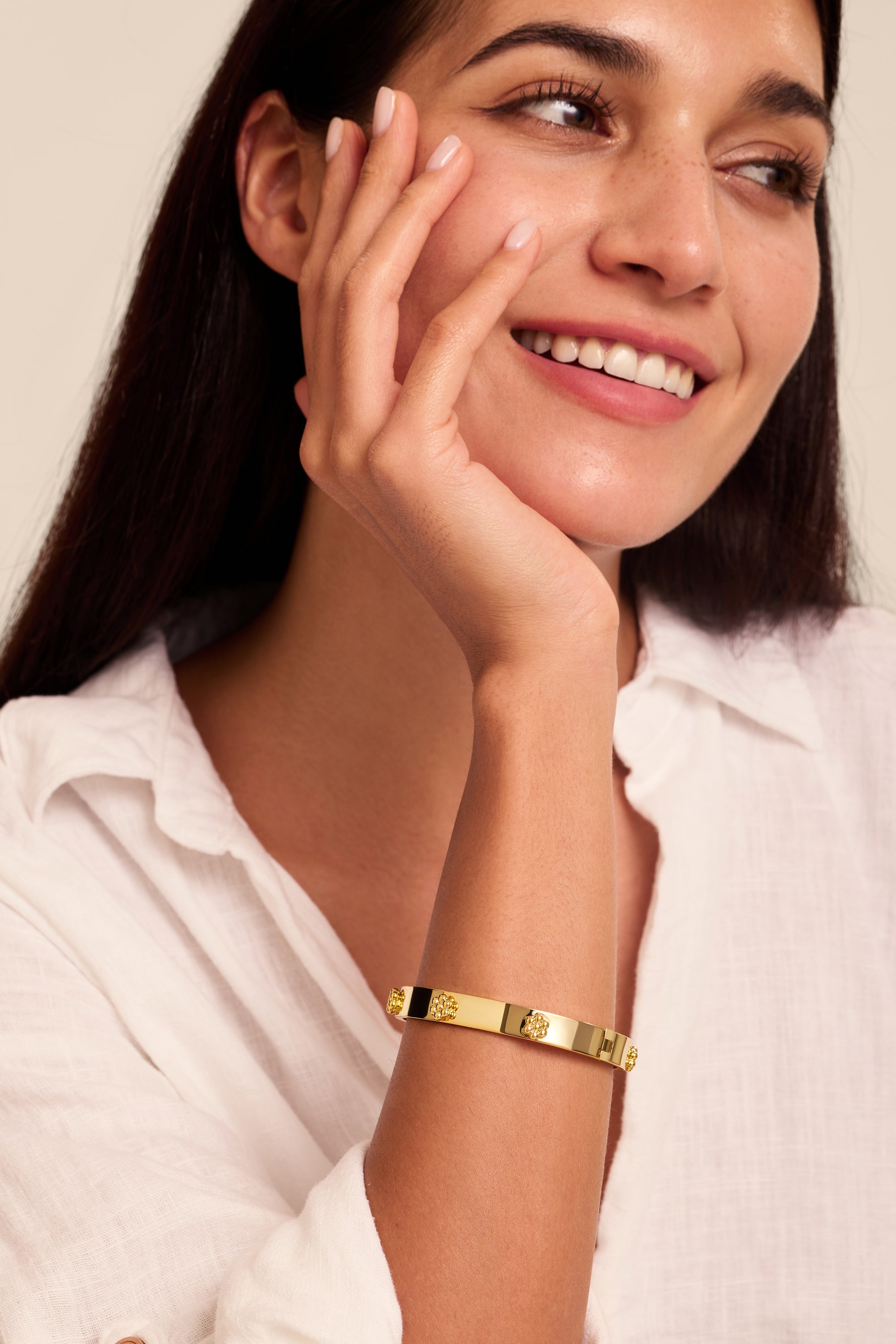 Florecita Hinged Bangle